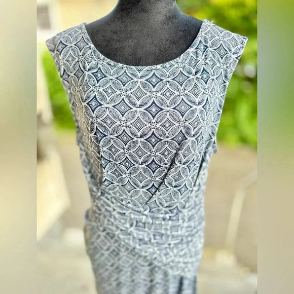 Kut from the Kloth women’s sleeveless dress Sz 14 #004 - Picture 2 of 4